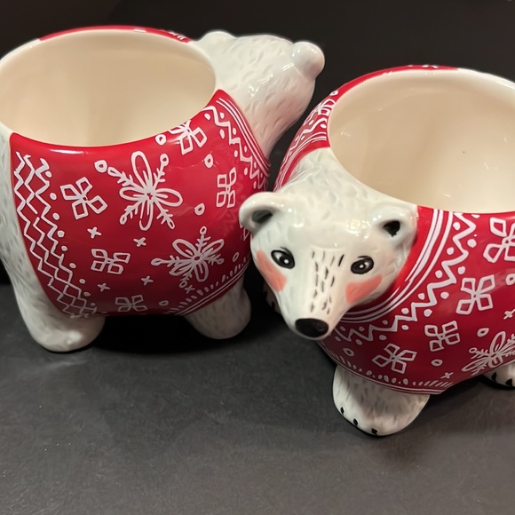 Polar bear mugs & matching dish towel-ready for gift with pompom string tie-NWT - Picture 4 of 11